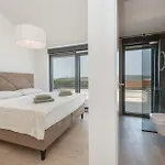 Villa La-vi *