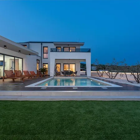 La-vi Βίλα Turanj