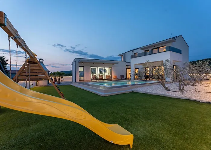 La-vi Villa