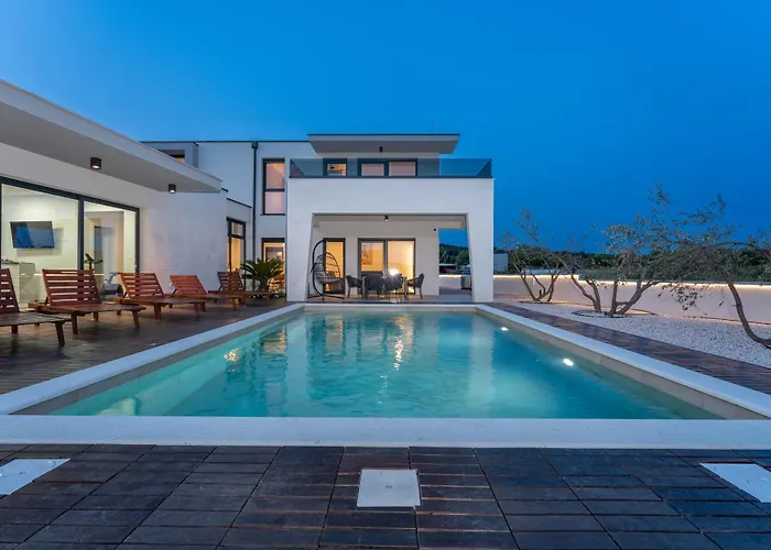 Villa La-vi *
