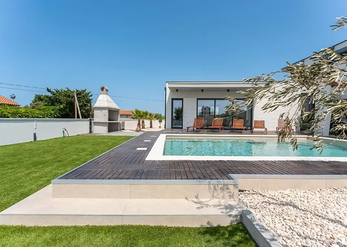 Villa La-vi *