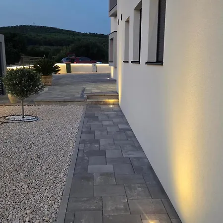 Villa La-vi