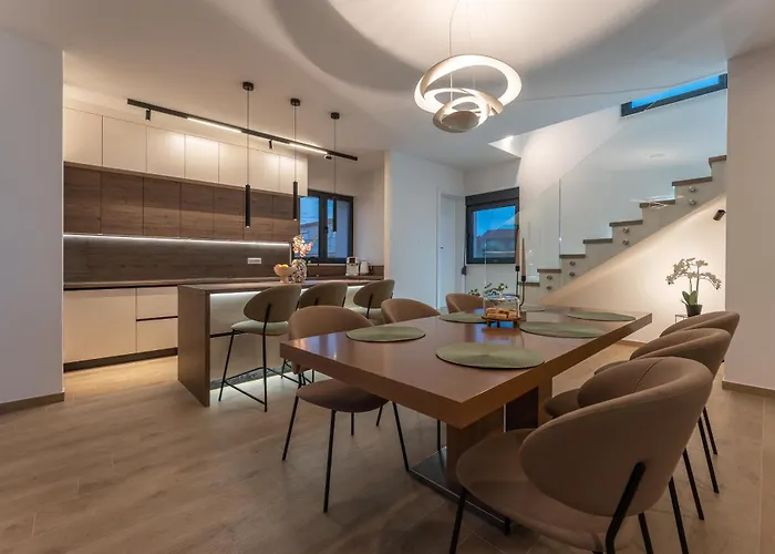 ヴィラ La-vi トゥラニ